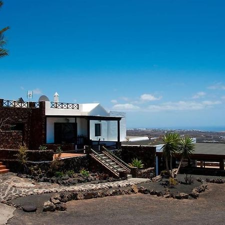 Casa Hugo Villa Tias Exterior photo