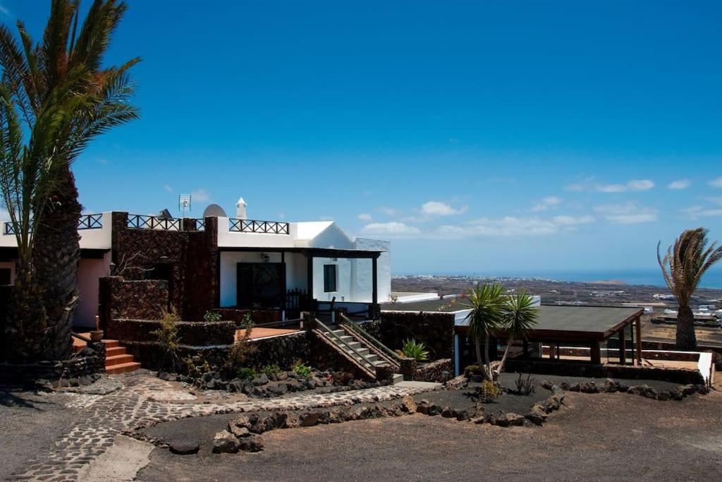 Casa Hugo Villa Tias Exterior photo